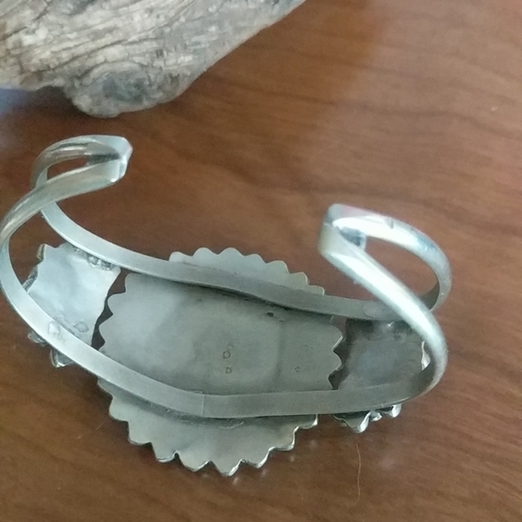 Native American Turquoise Cuff - Picture 6 of 9